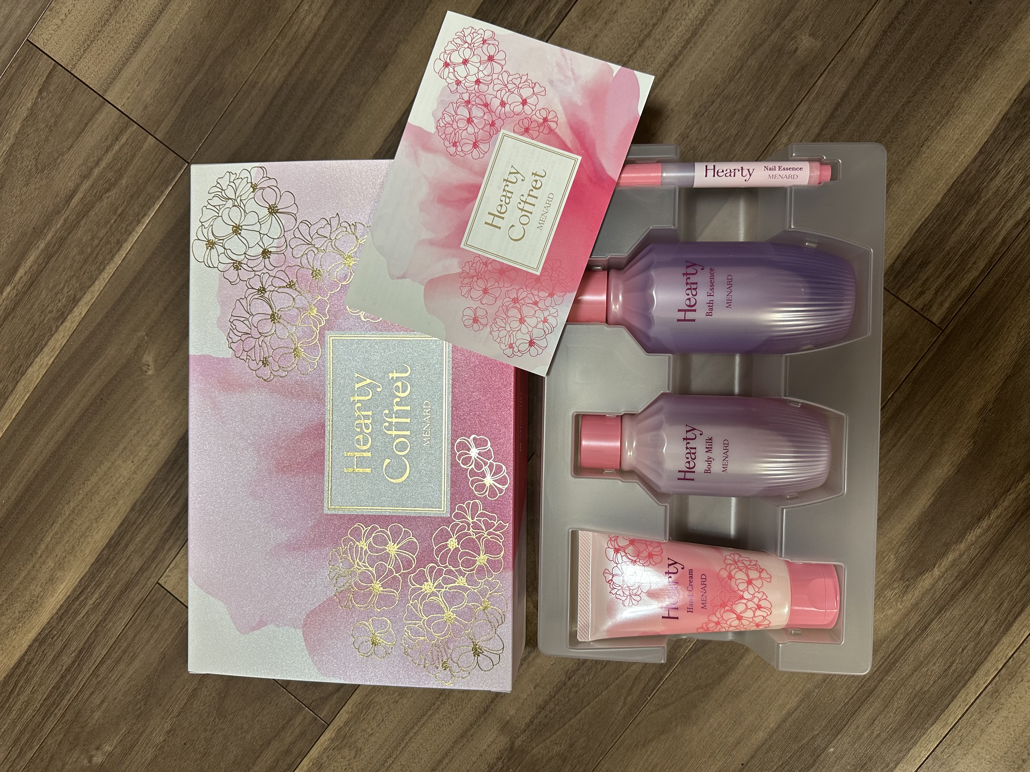 Hearty Coffret 4点セット メナード ハーティコフレ－美容メディアVOCE(ヴォーチェ)